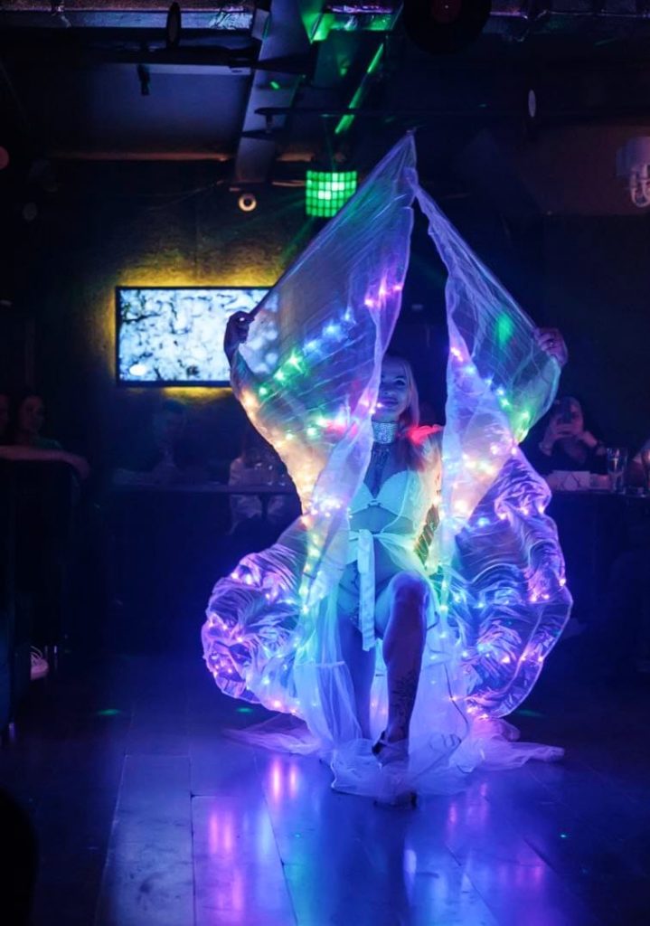 световое шоу на праздник