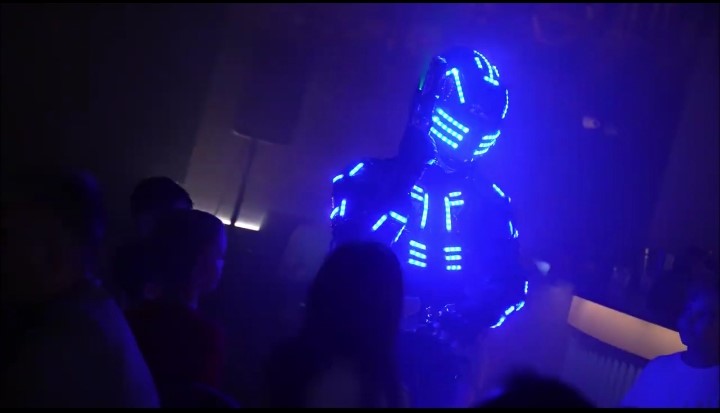 шоу робота на детский праздник