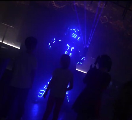 Заказать шоу робота на день рождения ребенку